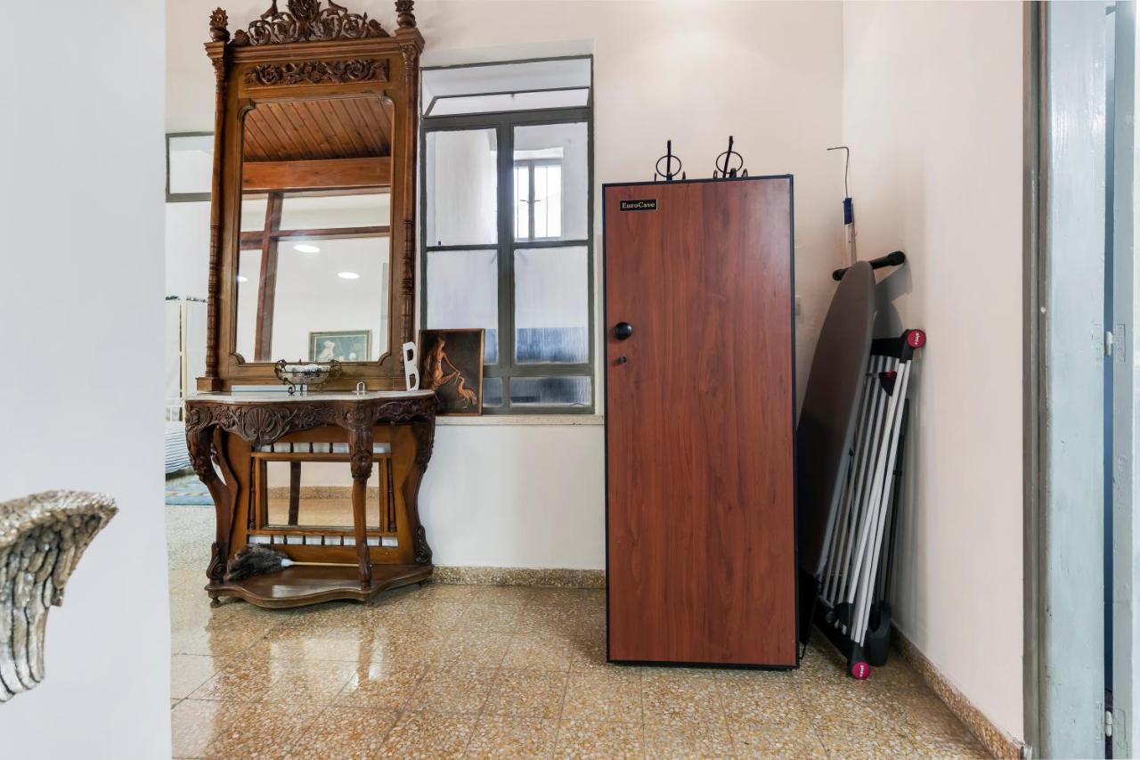 To Hani - Large Traditional House ニコシア エクステリア 写真